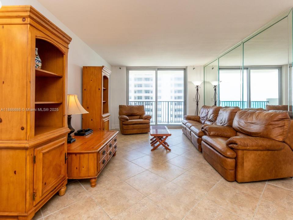 9273 Collins Ave 703, Surfside, פלורידה 33154, ארצות הברית של אמריקה 