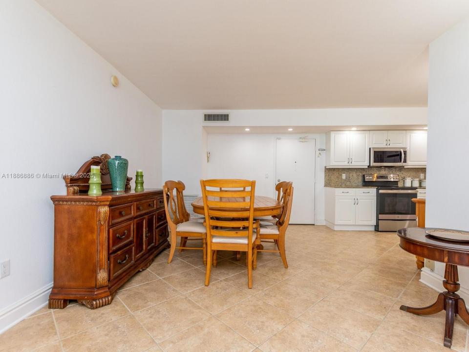 9273 Collins Ave 703, Surfside, פלורידה 33154, ארצות הברית של אמריקה 