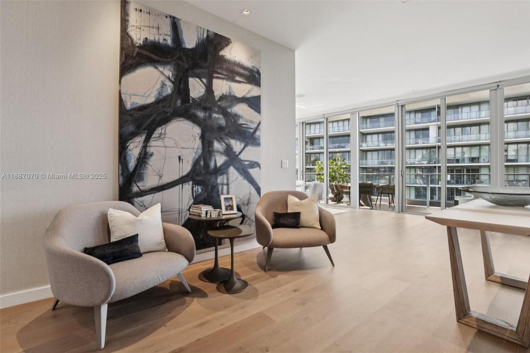 801 S Pointe Dr 602, Miami Beach, Florida 33139