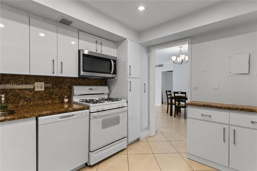 2030 S Ocean Dr 1710, Hallandale Beach, Flórida 33009, Estados Unidos