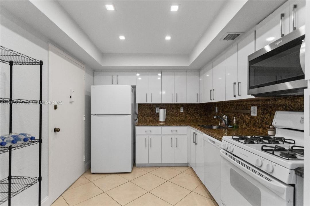 2030 S Ocean Dr 1710, Hallandale Beach, Flórida 33009, Estados Unidos