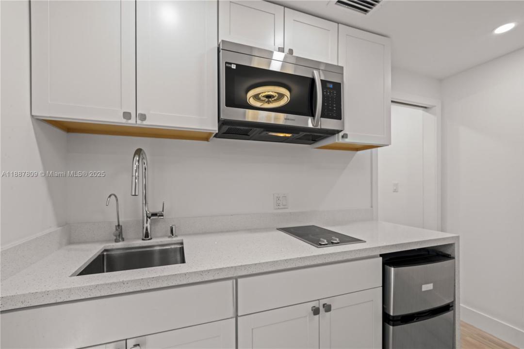 5855 SW 62nd St 5, Miami, Floride 33143, États-Unis