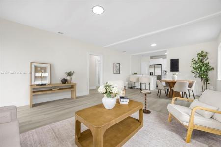 1232 NW 32nd Pl 1, Miami, Florida 33125, USA