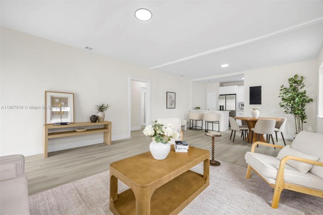 1232 NW 32nd Pl 1, Miami, Florida 33125