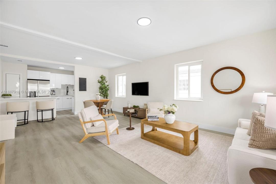 1232 NW 32nd Pl 1, Miami, Florida 33125