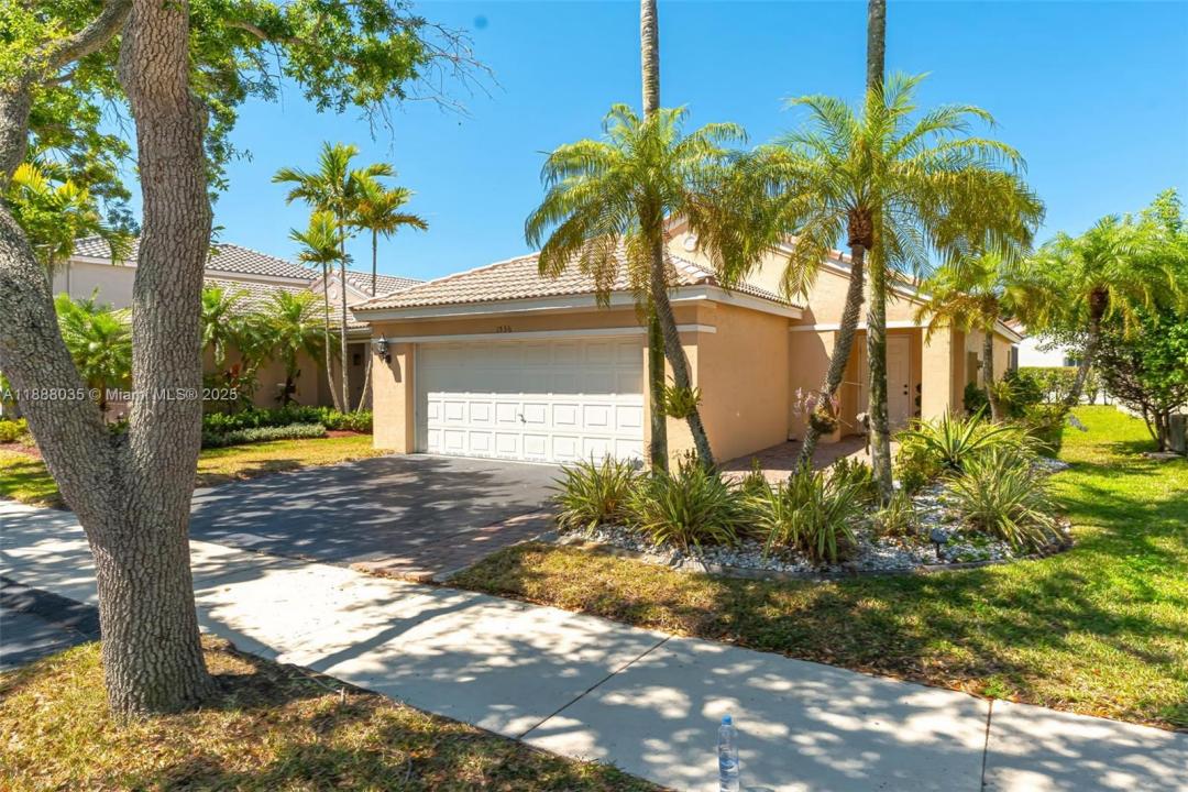 1536 Salerno Cir, Weston, Florida 33327