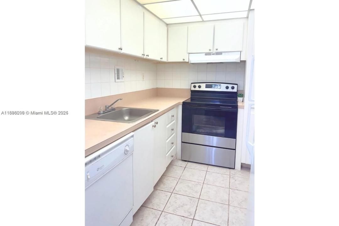 1200 West Ave 408, Miami Beach, 佛罗里达州 33139, 美国
