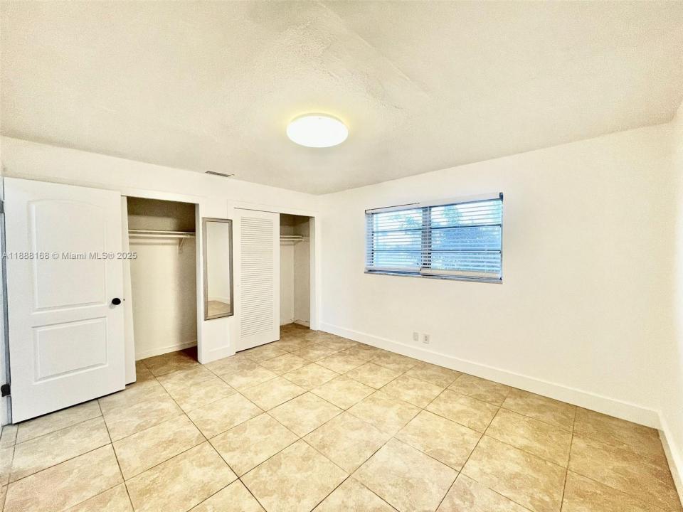 2255 SE 5th St 10, Pompano Beach, Флорида 33062, Соединенные Штаты