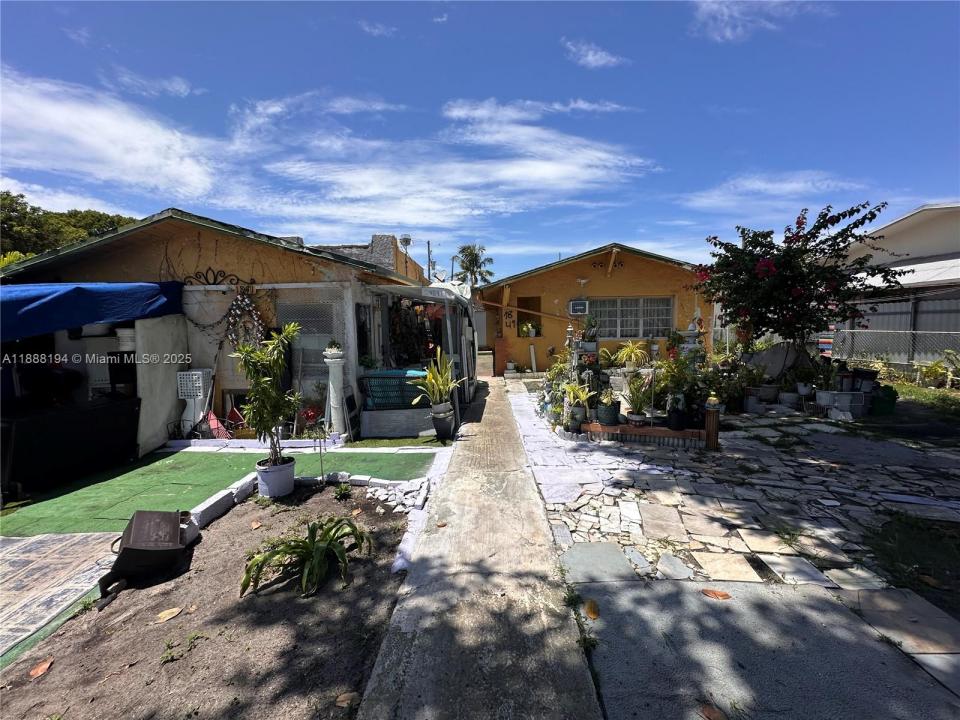 1842 NW 18th Ter, Miami, فلوريدا 33125, الولايات المتحدة