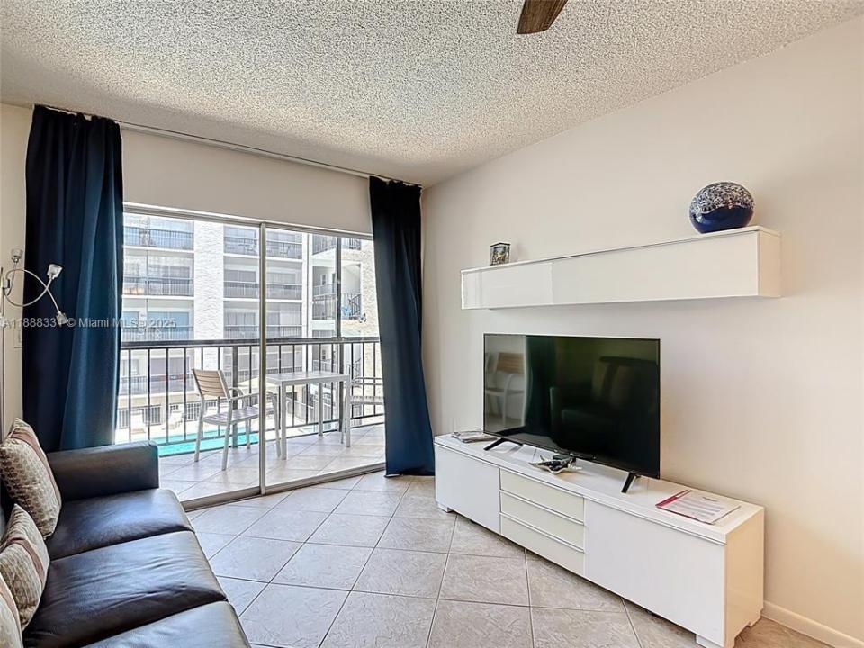 201 178th dr 315, Sunny Isles Beach, Florida 33160, Estados Unidos