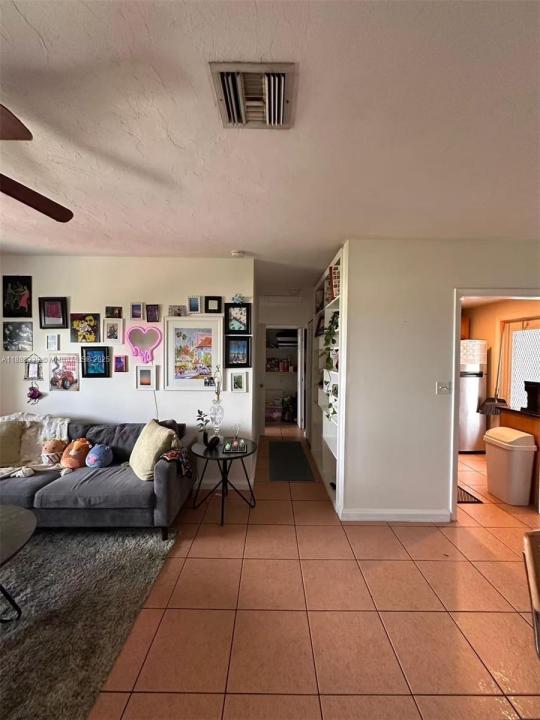 1021 Crystal Lake Dr 311, Deerfield Beach, Florida 33064, Estados Unidos