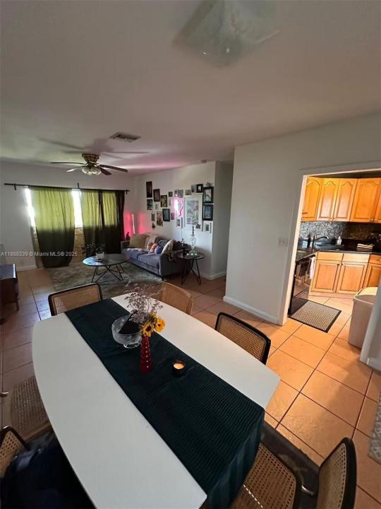 1021 Crystal Lake Dr 311, Deerfield Beach, Florida 33064, Estados Unidos