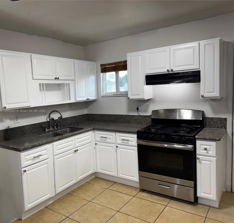 3630 NW 194th Ter, Miami Gardens, Flórida 33056, Estados Unidos