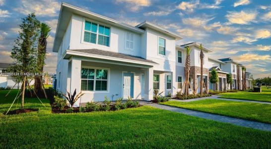 10241 SW Newberry Ave C1, Port St. Lucie, Florida 34987, USA