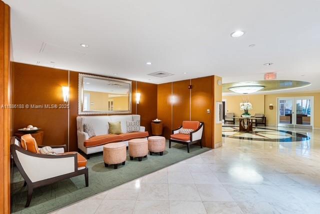 7350 SW 89th St 617S, Miami, פלורידה 33156, ארצות הברית של אמריקה 