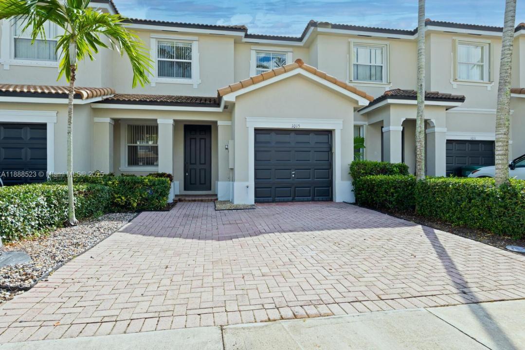1015 NE 41st Pl, Homestead, Floride 33033, États-Unis