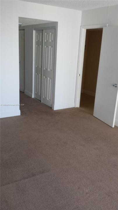 2750 NE 183rd St 2305, Aventura, Flórida 33160, Estados Unidos