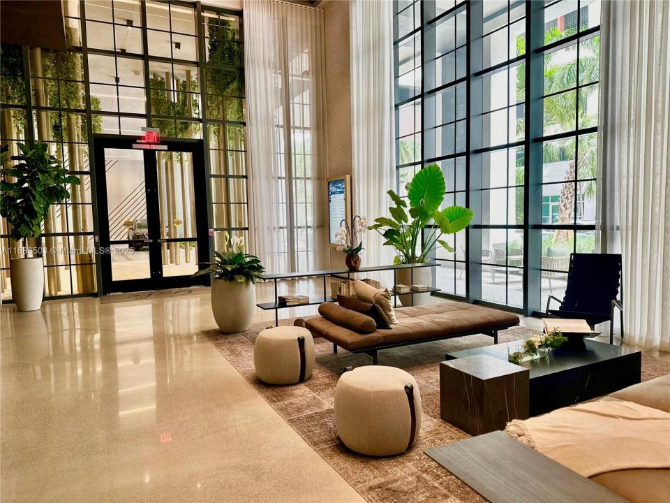 159 NE 6th St 3306, Miami, 佛罗里达州 33132, 美国