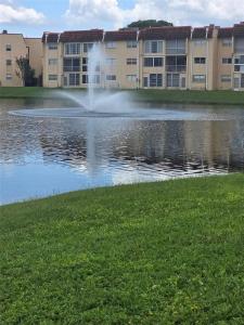 8920 Sunrise Lakes Blvd 111, Sunrise, Florida 33322, USA