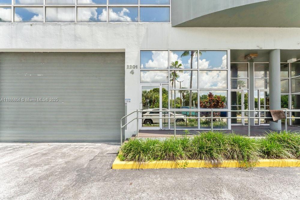 2201 NW 102nd Pl 4A, Doral, Florida 33172, Amerika Birleşik Devletleri