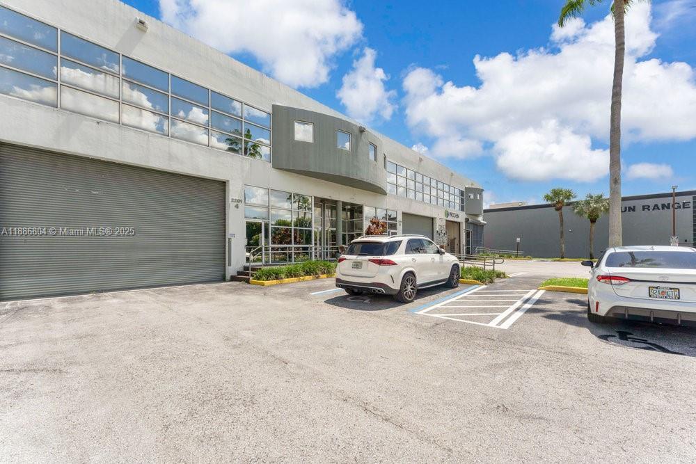 2201 NW 102nd Pl 4A, Doral, Florida 33172, Amerika Birleşik Devletleri