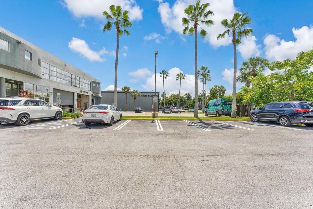 2201 NW 102nd Pl 4A, Doral, Florida 33172, Amerika Birleşik Devletleri