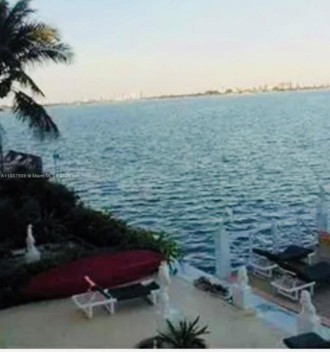 7941 East Dr, North Bay Village, Floride 33141, États-Unis