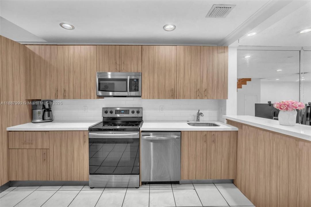 3825 Estepona Ave 11D5, Doral, Floride 33178, États-Unis