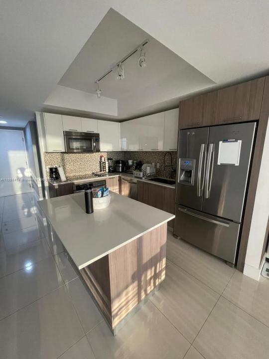 5252 NW 85th Ave 1702, Doral, 佛罗里达州 33166, 美国