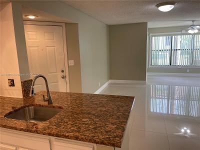 2826 S University Dr 3101, Davie, Florida 33328, USA