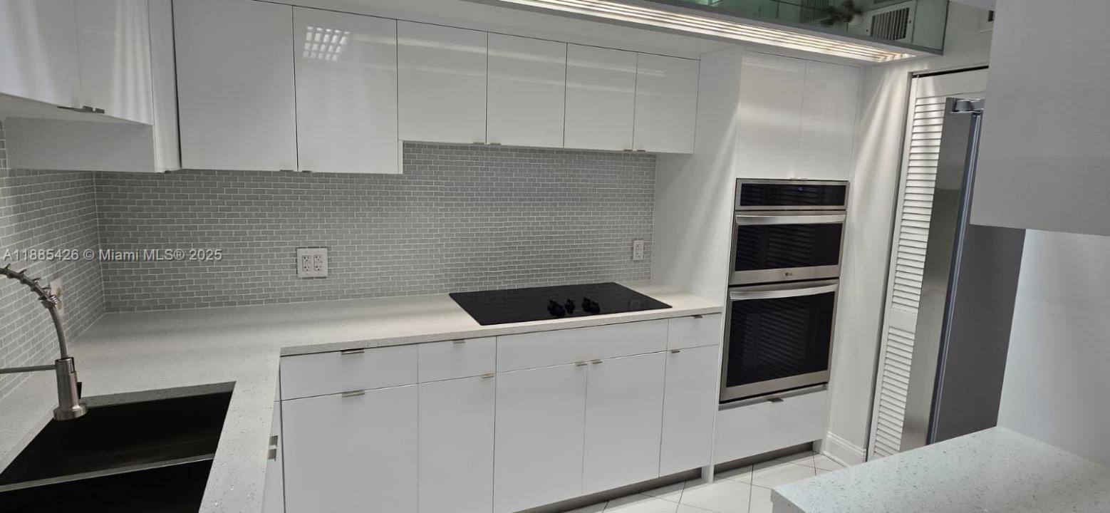 2843 S Bayshore Dr 3A, Miami, Flórida 33133, Estados Unidos