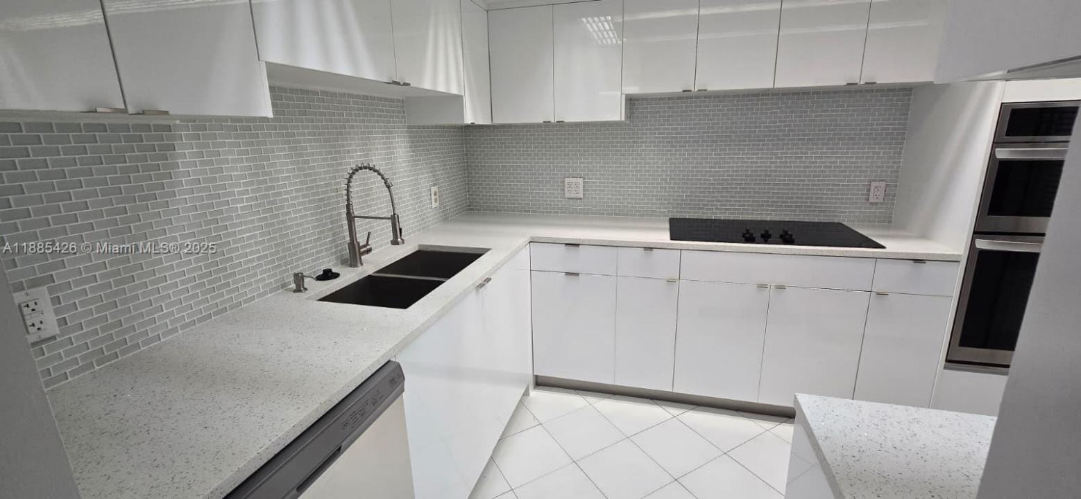 2843 S Bayshore Dr 3A, Miami, Flórida 33133, Estados Unidos