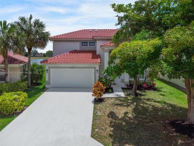 10728 Oak Lake Way, Boca Raton, Florida 33498, USA