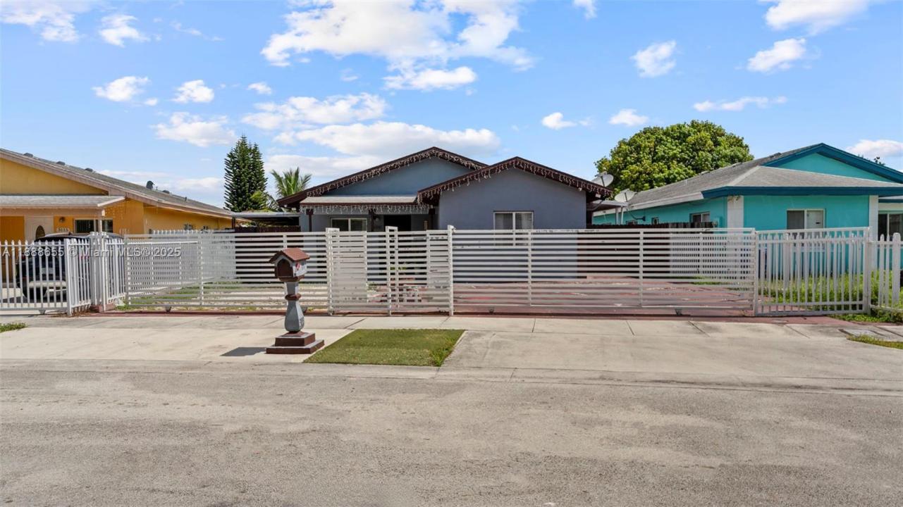 3109 NW 64 st, Miami, Florida 33147, Estados Unidos