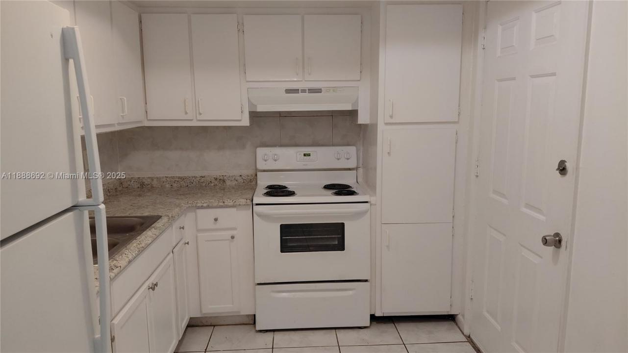 1200 SW 50th Ave 210-3, North Lauderdale, Floride 33068, États-Unis