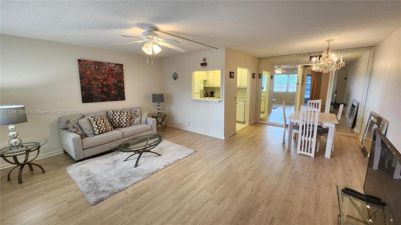 2079 Harwood F 2079, Deerfield Beach, פלורידה 33442, ארצות הברית של אמריקה 