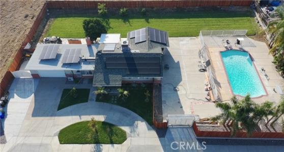 N Acacia, Rialto, California 92376