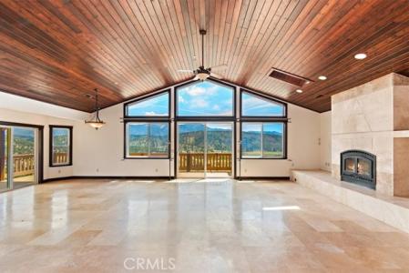 Ore Lane, Big Bear City, カリフォルニア 92314, アメリカ合衆国