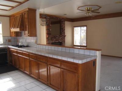 RIDGE VIEW Drive, Apple Valley, كاليفورنيا 92307, الولايات المتحدة