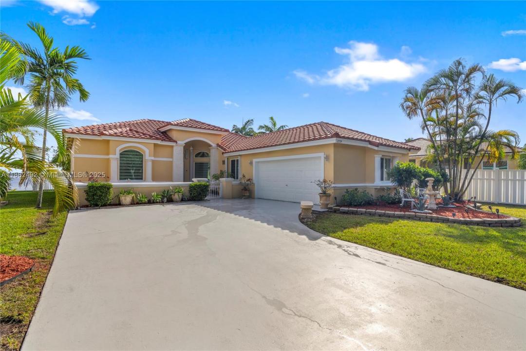 2339 NW 195th Ave 2339, Pembroke Pines, Florida 33029