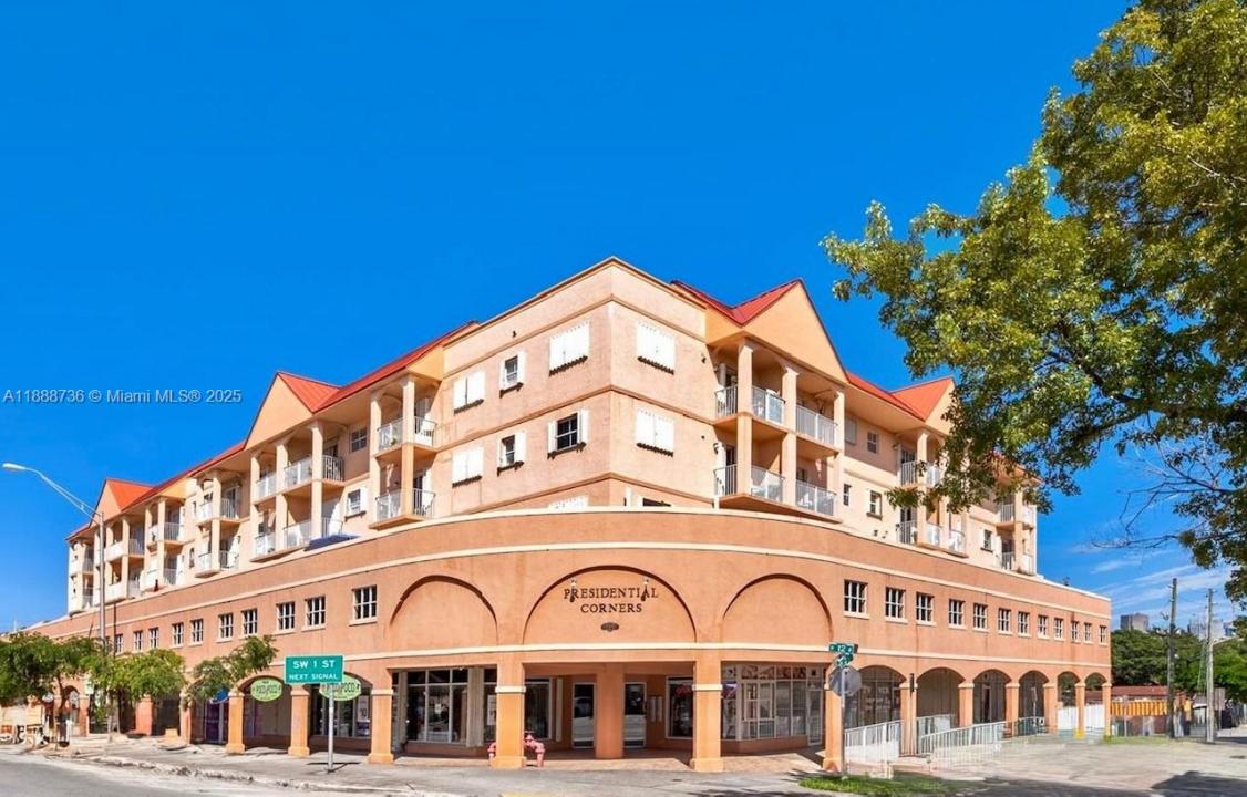 199 SW 12th Ave 404A, Miami, Florida 33130, Estados Unidos