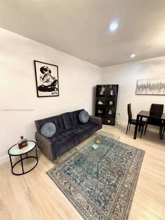 199 SW 12th Ave 404A, Miami, Florida 33130, Estados Unidos
