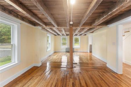 201 Plainfield Pike, Foster, Rhode Island 02825, États-Unis