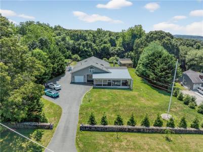 239 Bulgarmarsh Road, Tiverton, RI 02878, USA