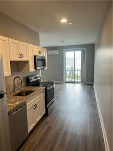 128 Dean Street 302, Providence, Rhode Island 02903, Stati Uniti