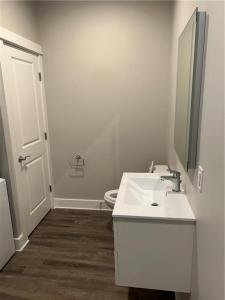 128 Dean Street 302, Providence, Rhode Island 02903, Stati Uniti