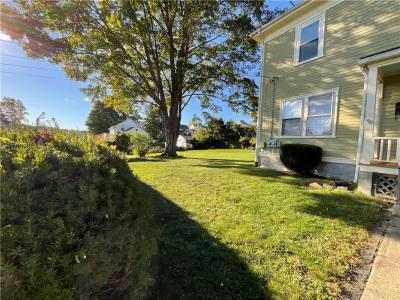 18 Harmony Street 2, West Warwick, Rhode Island 02893, Stati Uniti