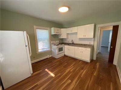 18 Harmony Street 2, West Warwick, Rhode Island 02893, Stati Uniti