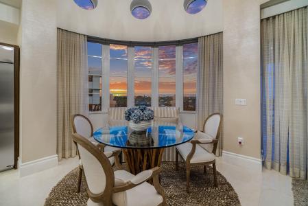 155 S Ocean Avenue 606, Palm Beach Shores, Florida 33404, USA