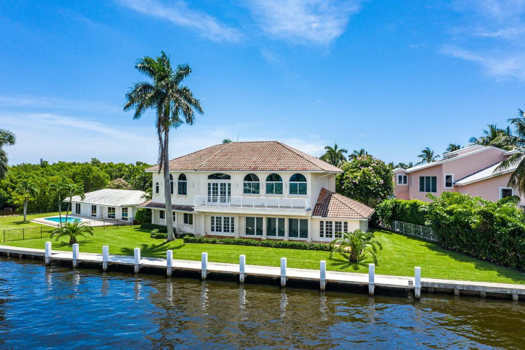 66 Harbour Drive N, Ocean Ridge, Florida 33435